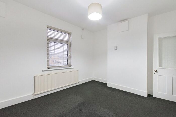 2 Bedroom Semi-Detached House For Sale In Clarence Crescent, Sidcup, DA14