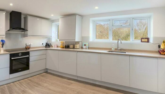 2 Bedroom Apartment To Rent In Virginia Water, Surrey, GU25