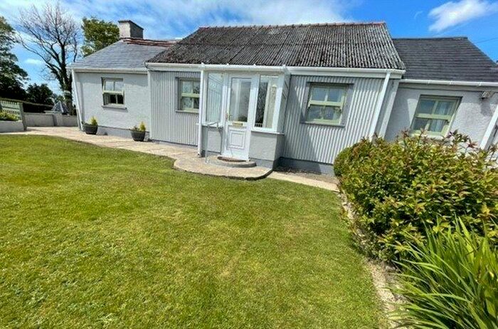 4 Bedroom Bungalow For Sale In Mynachlogddu, Clynderwen, Sir Benfro, SA66