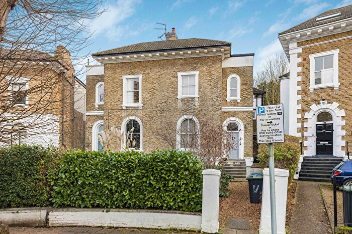 2 Bedroom Flat For Sale In The Waldrons, Croydon, CR0