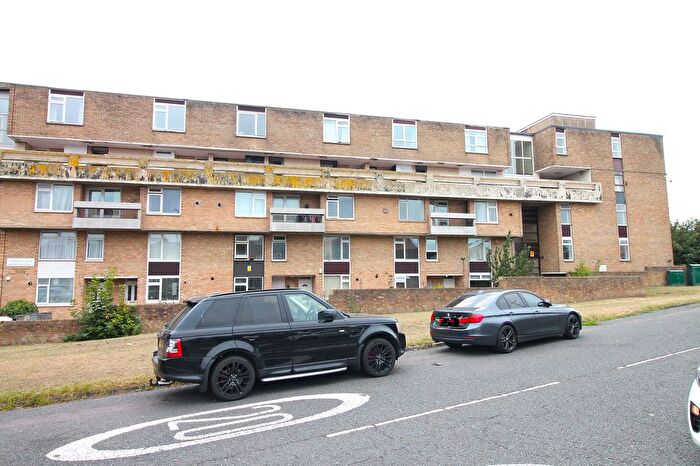 1 Bedroom Flat For Sale In Waterloo Court, Sulgrave, Washington, NE37