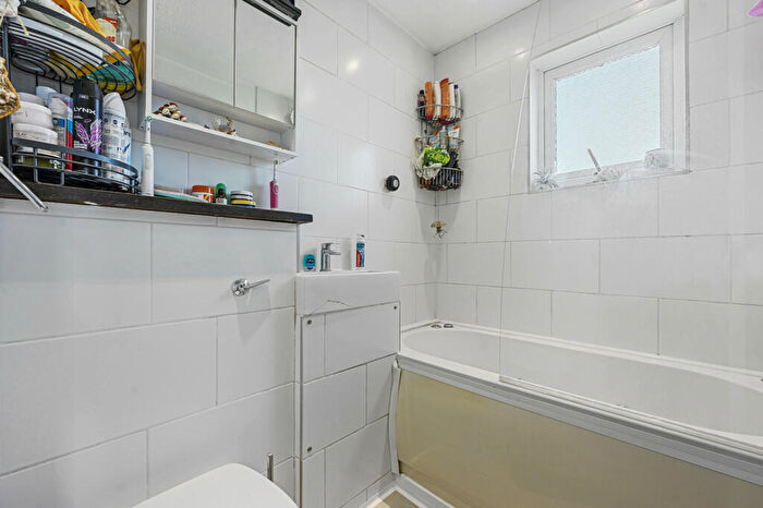 1 Bedroom End Of Terrace House For Sale In Springfield, Chelmsford, CM1