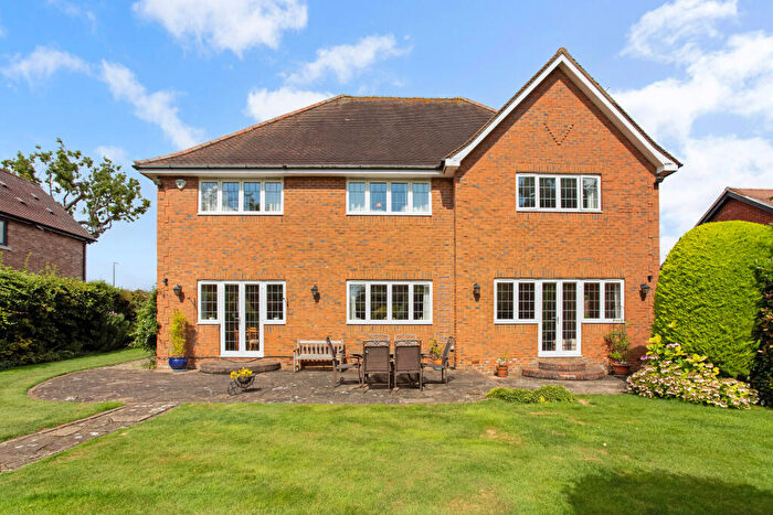 5 Bedroom Detached House For Sale In Redbourn Lane, Harpenden, AL5