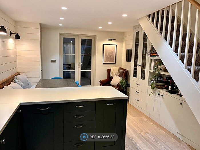 2 Bedroom Maisonette To Rent In St. Alphonsus Road, London, SW4