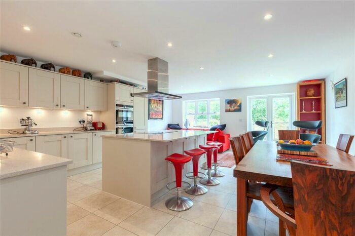 3 Bedroom Terraced House To Rent In Abbey Road, Oxford, OX2