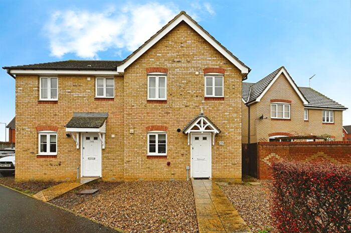 3 Bedroom Semi Detached House For Sale In Bennett Street, Downham Market, PE38
