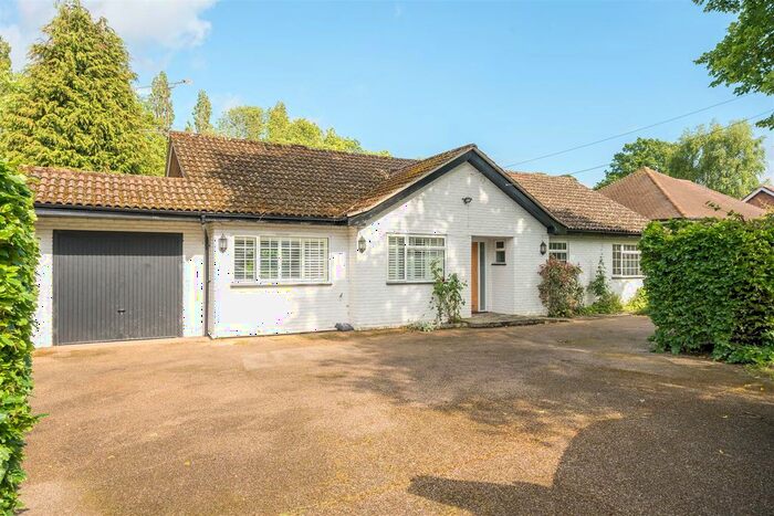 3 Bedroom Bungalow To Rent In Ockham Road South, East Horsley, Leatherhead, KT24