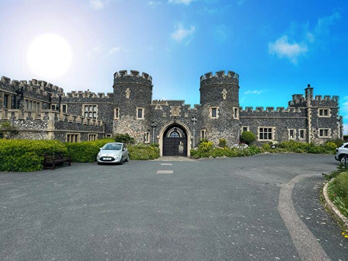 1 Bedroom Flat To Rent In Joss Gap Road, Broadstairs, Kent, CT10