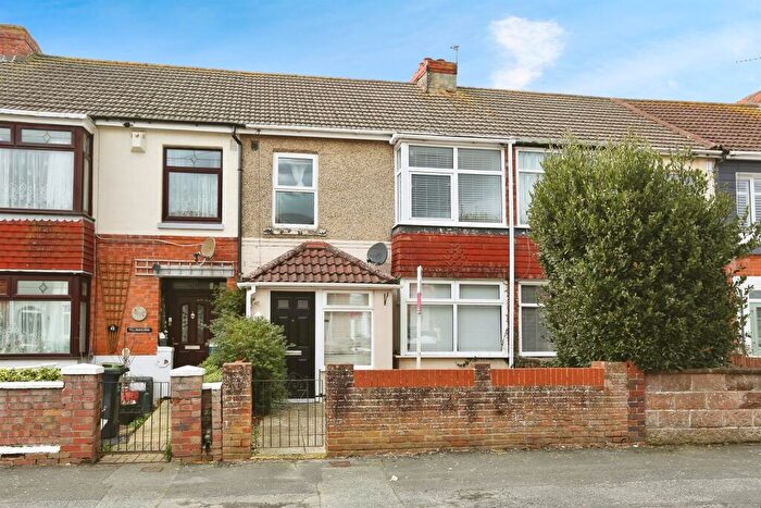 4 Bedroom Terraced House For Sale In Grange Crescent, Gosport, PO12