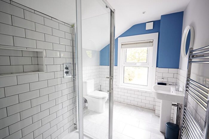 2 Bedroom Flat For Sale In Gratrix Avenue, Manchester, M5