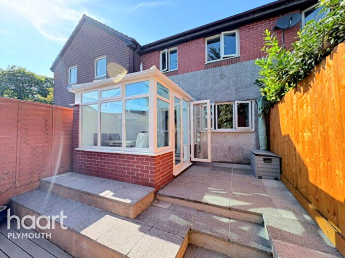 3 Bedroom Terraced House For Sale In Douglass Road, Plymouth, PL3