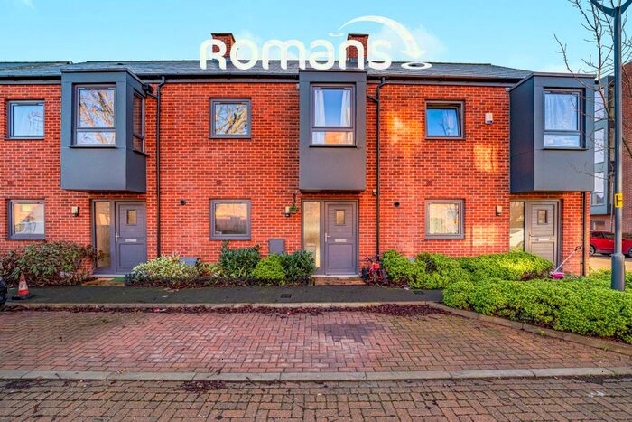 3 Bedroom Terraced House To Rent In Willoughby Avenue, Uxbridge, UB10