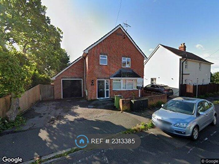 4 Bedroom Detached House To Rent In Deanes Park Road, Fareham, PO16