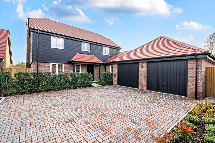 4 Bedroom Detached House For Sale In Bowbrook Copse, Monk Sherborne Road, Charter Alley, Hampshire, RG26