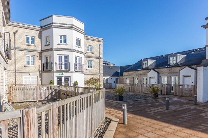 2 Bedroom Flat To Rent In Riverside Place, Kendal, LA9