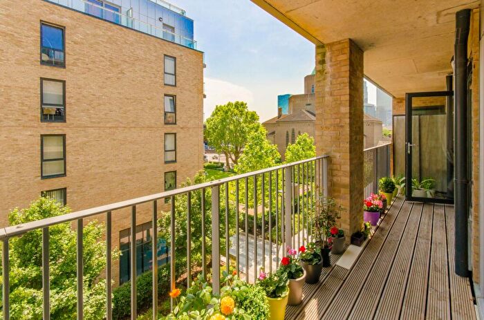 1 Bedroom Flat For Sale In New Festival Quarter, Poplar, London, E14