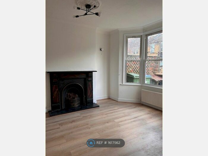 3 Bedroom End Of Terrace House To Rent In Fairthorn Road, London, SE7