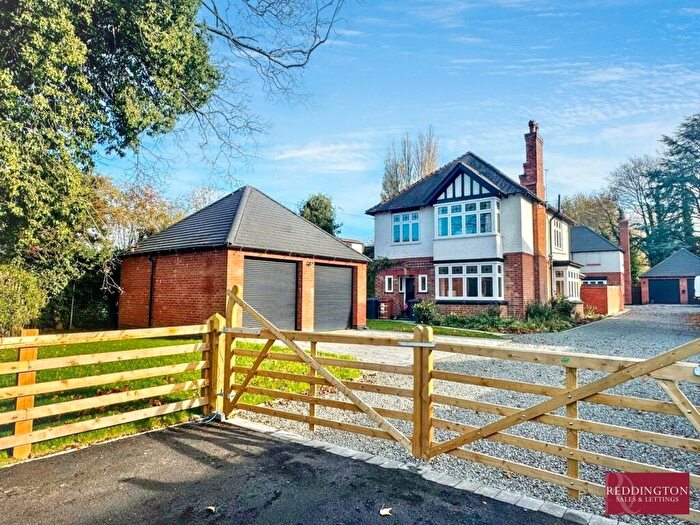 5 Bedroom Character Property For Sale In Ashby Road, Hinckley, LE10