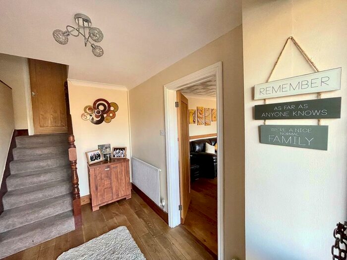 4 Bedroom Detached House For Sale In Court House, Pentwyn Road, Pentwyn