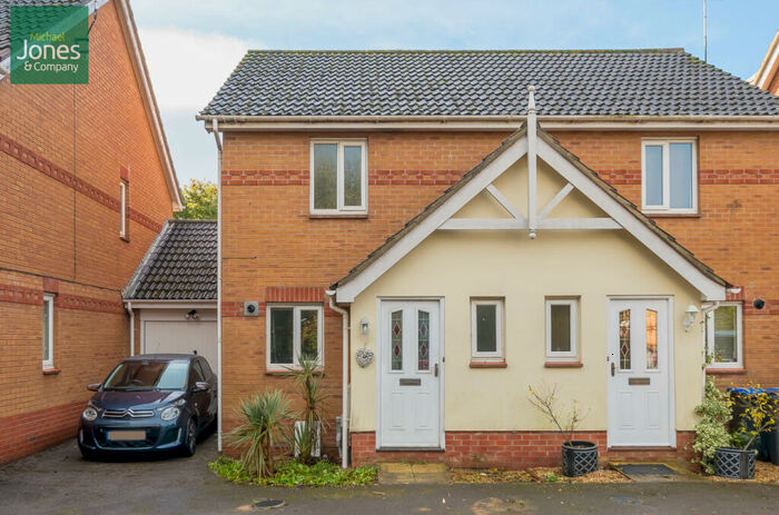 2 Bedroom Semi-Detached House To Rent In Essenhigh Drive, Worthing, West Sussex, BN13