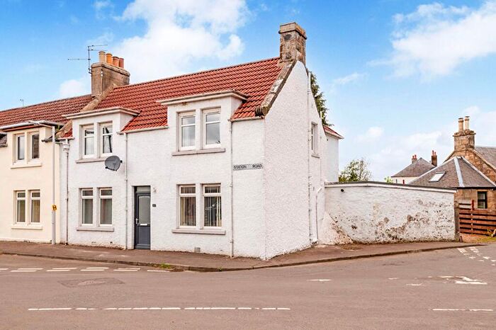 4 Bedroom Semi-Detached House For Sale In Station Road, Kingskettle, Cupar, KY15
