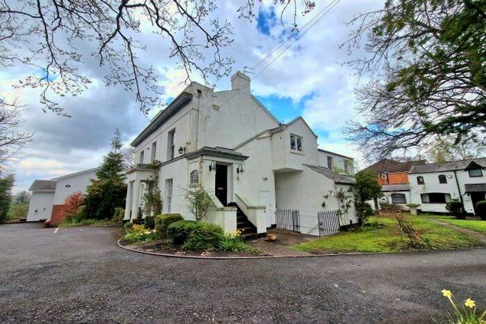 2 Bedroom Flat To Rent In Old Church Road, Birmingham, B17