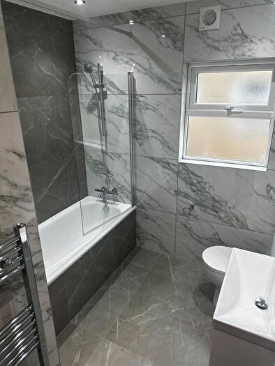 3 Bedroom Flat To Rent In A Rosslyn Crescent, Harrow, HA1