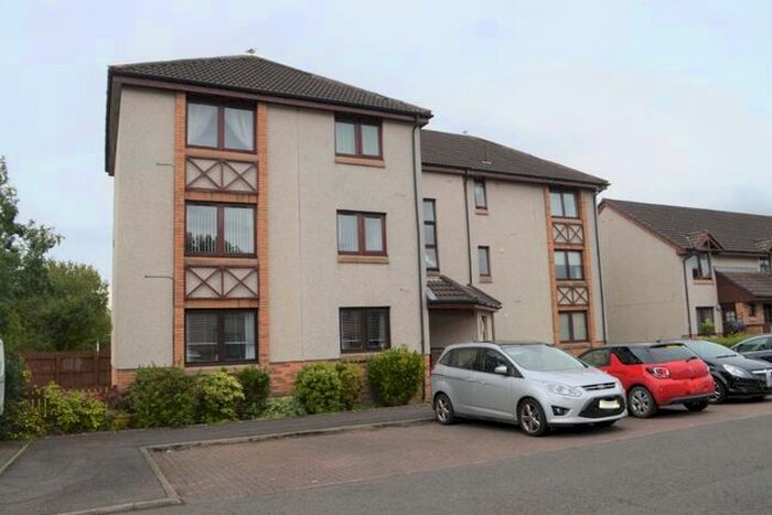 2 Bedroom Flat To Rent In Morar Place, Grangemouth, FK3