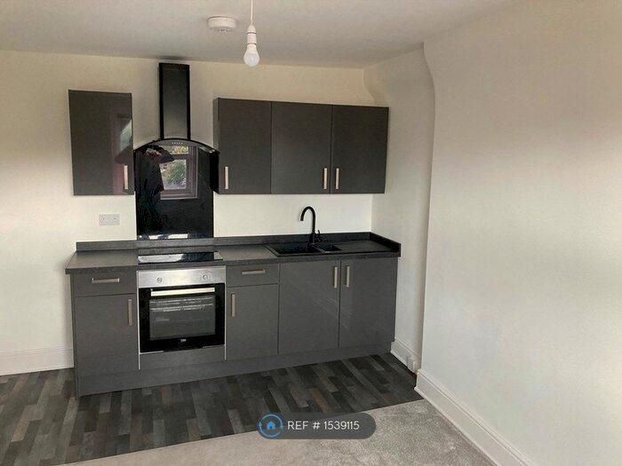 2 Bedroom Flat To Rent In Station Road, Westgate-On-Sea, CT8