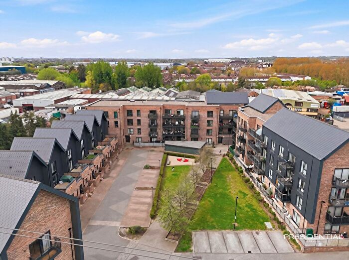 2 Bedroom Flat For Sale In Lea Road, Waltham Abbey, EN9