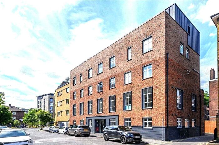 2 Bedroom Flat For Sale In Fanshaw Street, London, N1