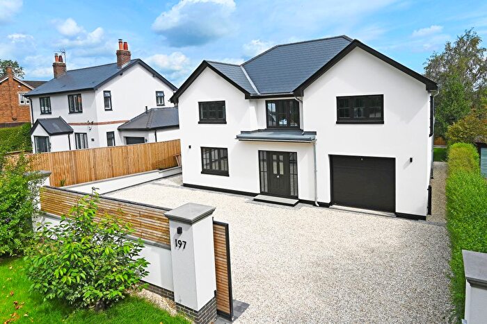 5 Bedroom Detached House For Sale In Wetherby Road, Harrogate, HG2