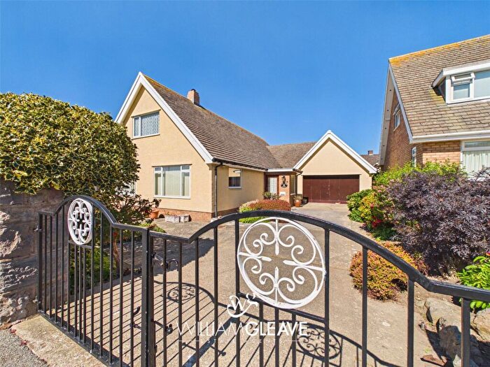 2 Bedroom Detached Bungalow For Sale In Ffynnon Sadwrn Lane, Llandudno, Conwy, LL30