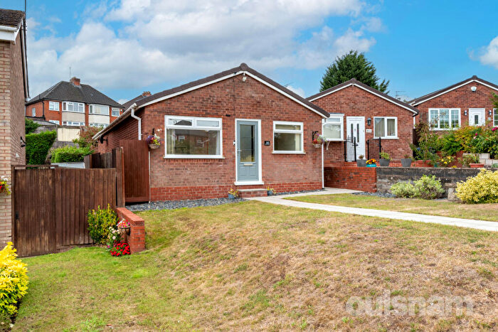 3 Bedroom Bungalow For Sale In Winchester Gardens, Northfield, Birmingham, B31