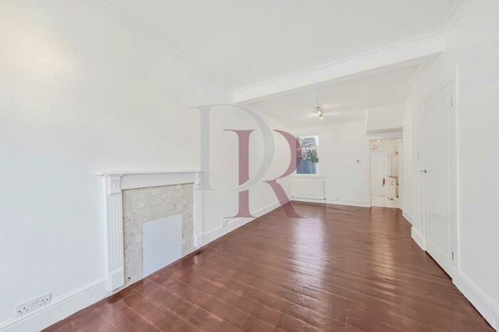 3 Bedroom House To Rent In Mafeking Road, West Ham, E16
