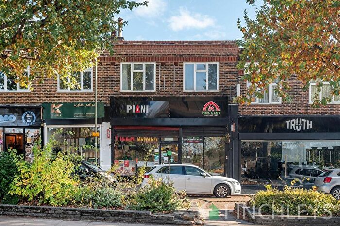 2 Bedroom Apartment For Sale In Nether Street, West Finchley, N3
