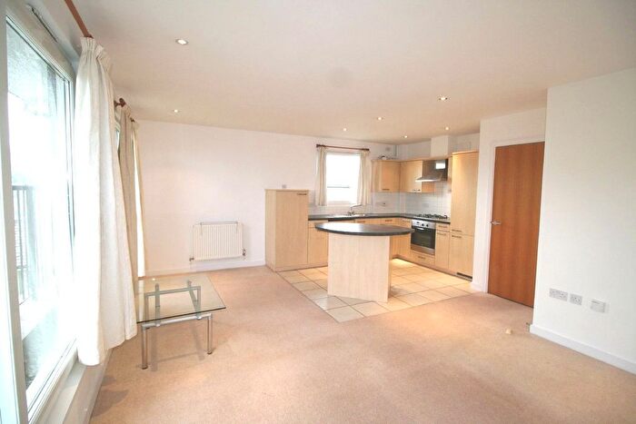 2 Bedroom Flat To Rent In Flat, Nucleus Apartments, West Hill, London, SW15