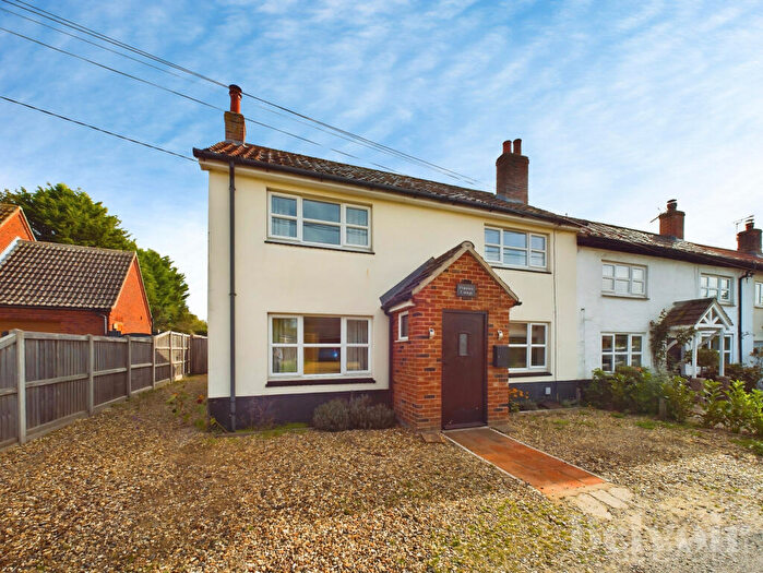 3 Bedroom Semi Detached House To Rent In Chequers Lane, Saham Toney, IP25