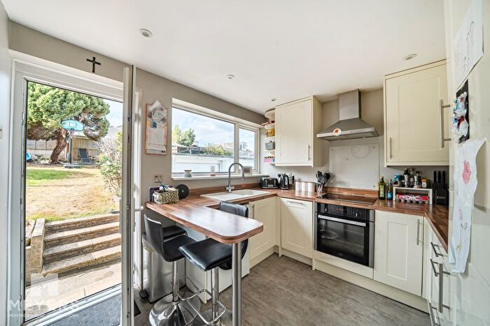 2 Bedroom Semi-Detached Bungalow For Sale In Mallard Road, Colehill, BH21