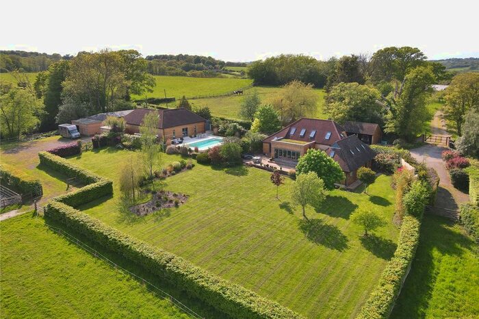 4 Bedroom Detached House For Sale In Pottens Mill Lane, Broad Oak, East Sussex, TN21