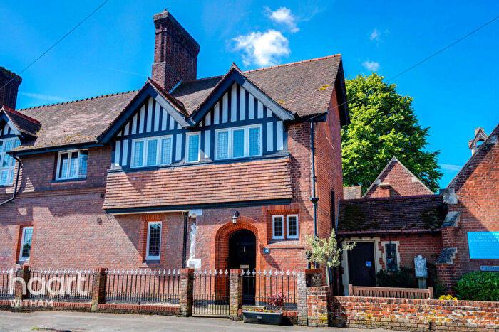 4 Bedroom End Of Terrace House For Sale In Church Street, Kelvedon, CO5