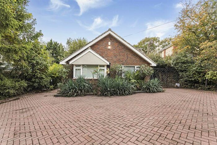 3 Bedroom Detached Bungalow For Sale In Barnet Gate Lane, Arkley, EN5