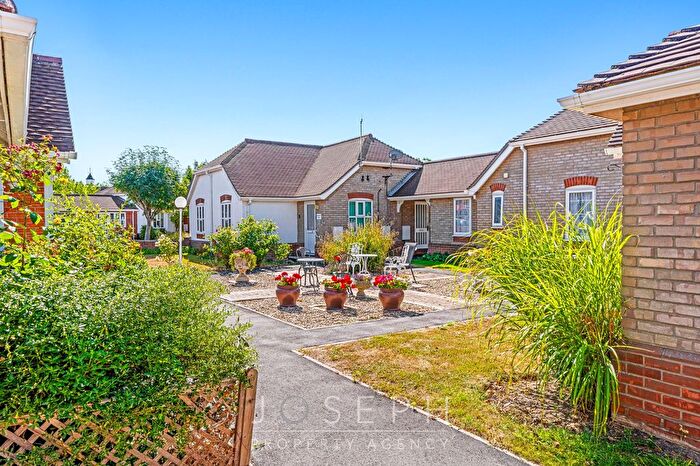 2 Bedroom Bungalow For Sale In Meadow Close, Elmstead, CO7