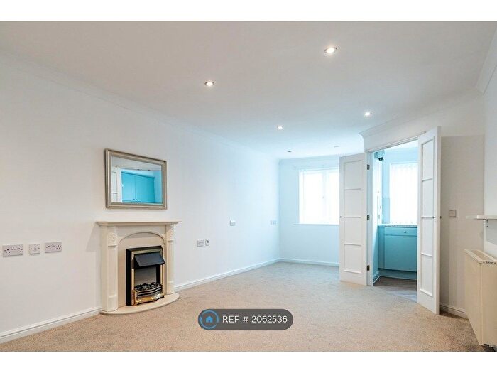 1 Bedroom Flat To Rent In Rare Top Floor - Stunning Views, Cleadon, Sunderland, SR6