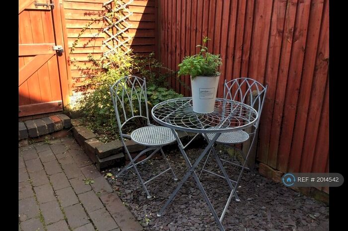 2 Bedroom Terraced House To Rent In George Rd, Birmingham, B68