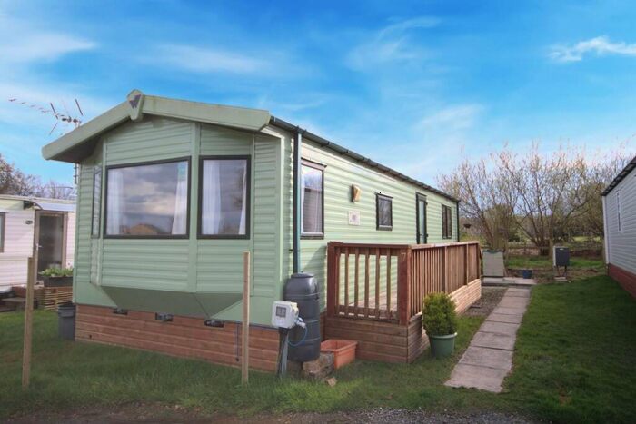 2 Bedroom Park Home For Sale In Pinemoor Caravan Park Burley Bank Road, Harrogate, HG3