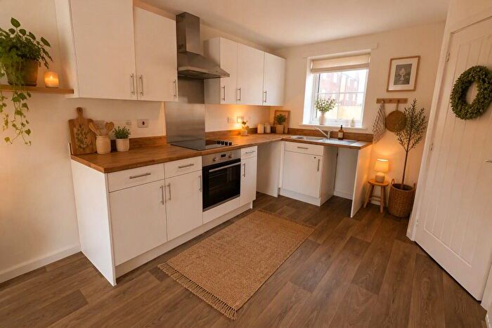 2 Bedroom Flat For Sale In St Peters Place, Salisbury, Wiltshire, SP2