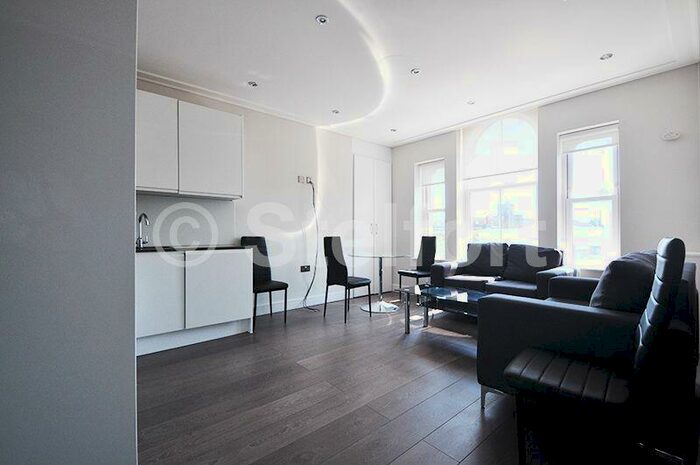 3 Bedroom Flat To Rent In Holloway Road, London, N7