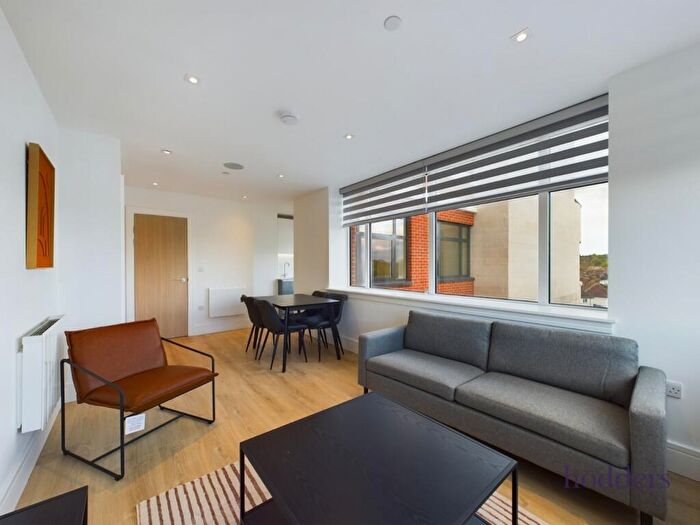 Studio To Rent In Surrey, KT16