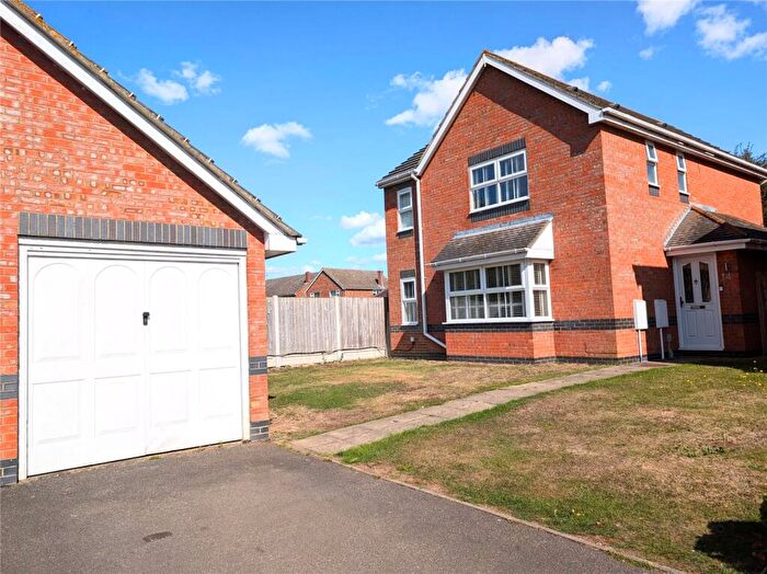 3 Bedroom Detached House For Sale In Milton Hall Close, Great Wakering, Southend-on-Sea, Essex, SS3